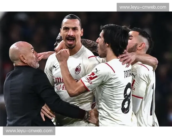 谢尔基中圈传球争议:皮球滚入网窝但被判无效 谢尔基中圈传球争议:皮球滚入网窝但被判无效